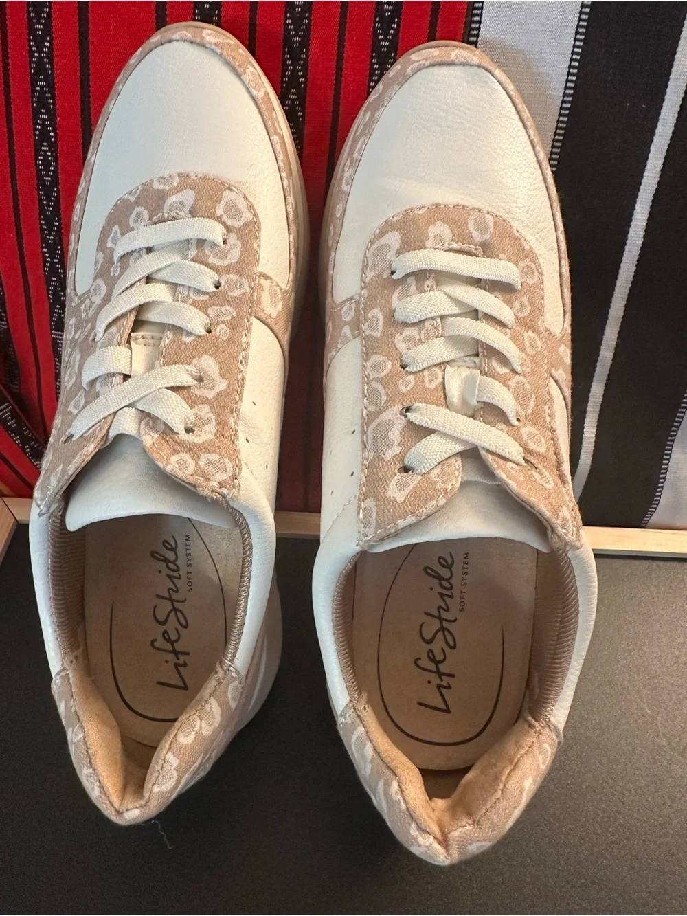 Life Stride Women’s Cream & Beige Leopard Print Casual Sneakers - NWOT